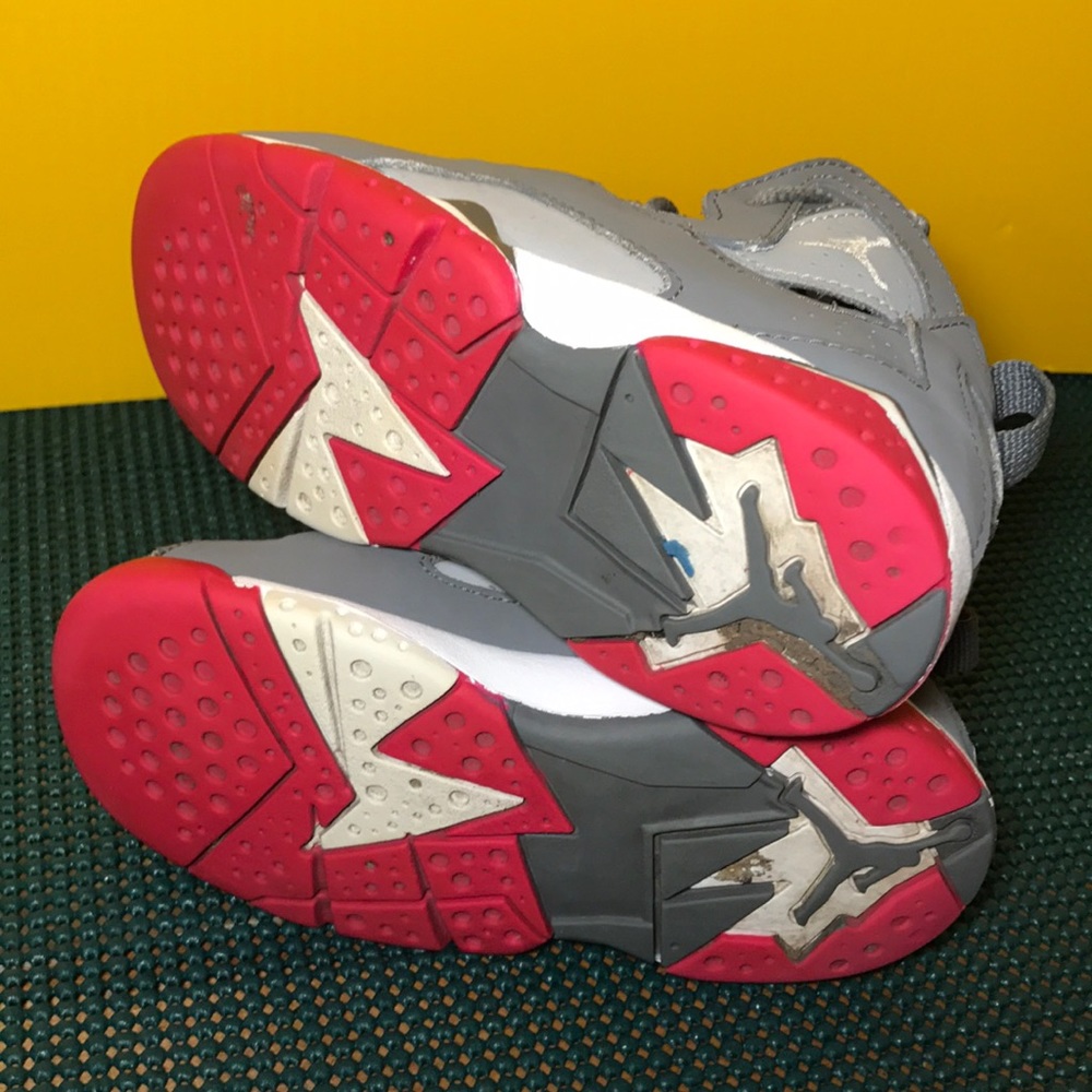 Kids Pink Air Jordan True Flight Sneakers Size 9C - Picture 6 of 8